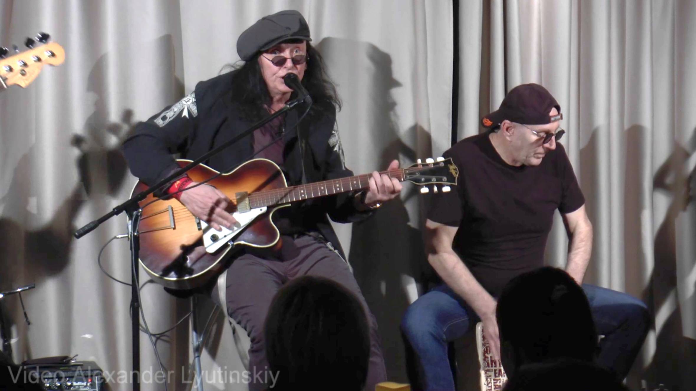 Смирнов и Компания" - Таю (слова и музыка Александр Смирнов)