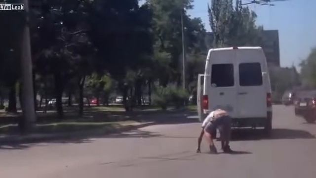 Жесть скорая переехала человека