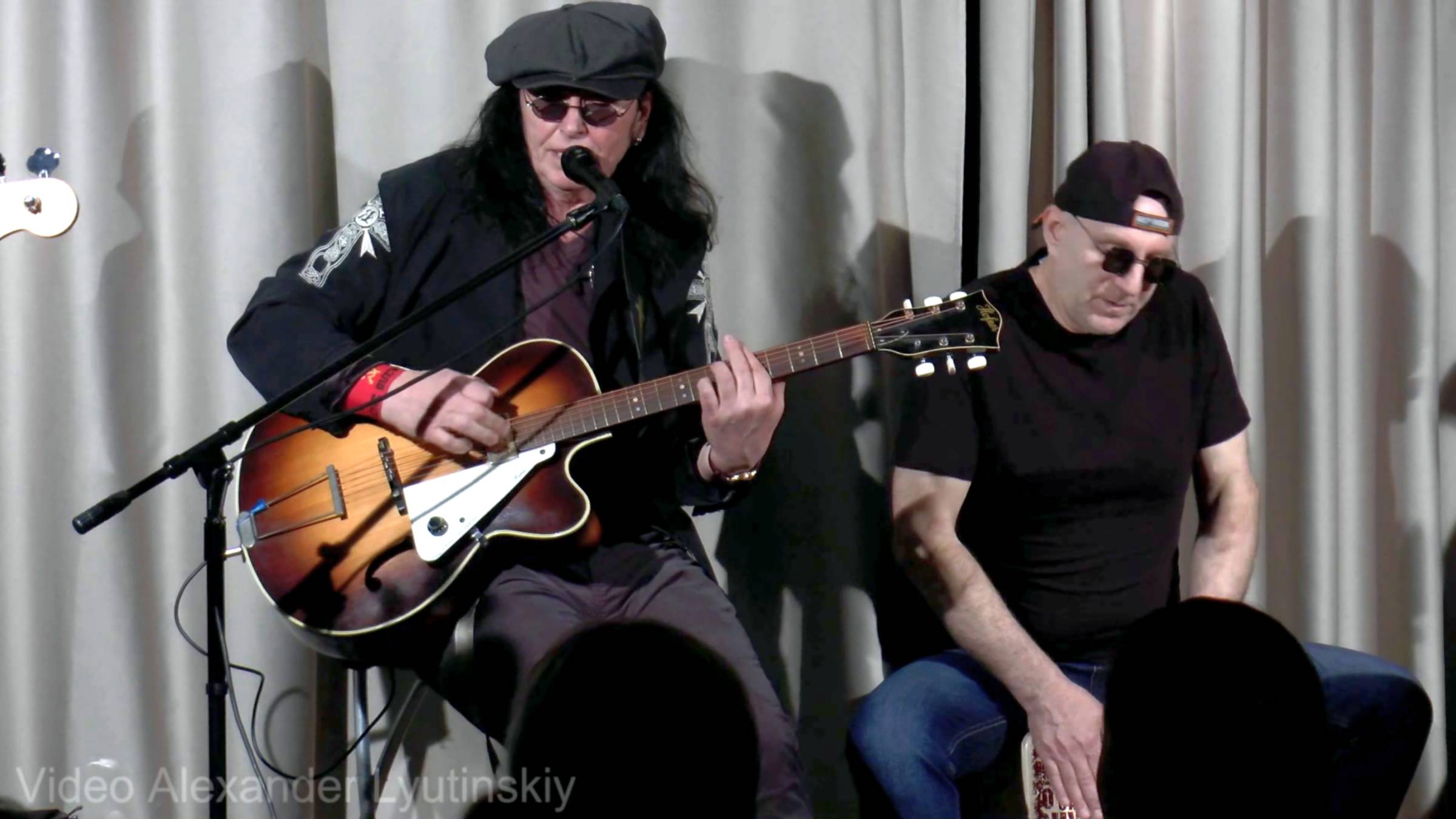 Олег Попков & "Смирнов и Компания" - Малиновая осень (слова и музыка Александр Смирнов)