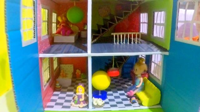 👯👱Видео для детей DIY ДОМИК ДЛЯ КУКОЛ СВОИМИ РУКАМИ . Review dollhouse.