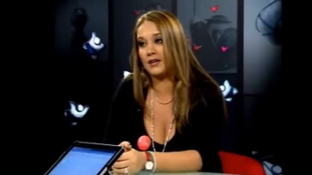 Marina Mora en No Culpes a la Noche