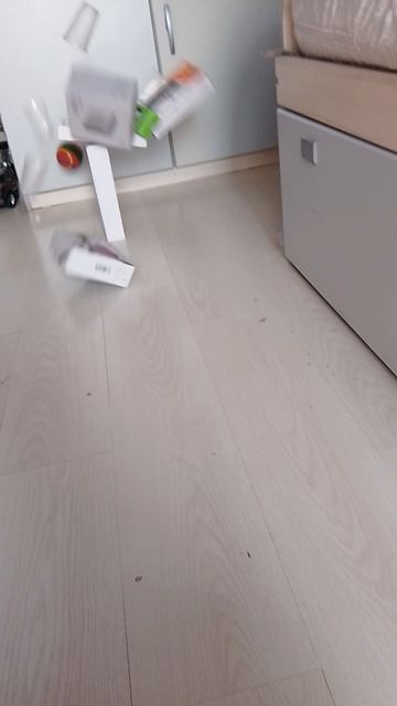 игра. сбивание пластиковых стаканчиков серия 21 1 сезон