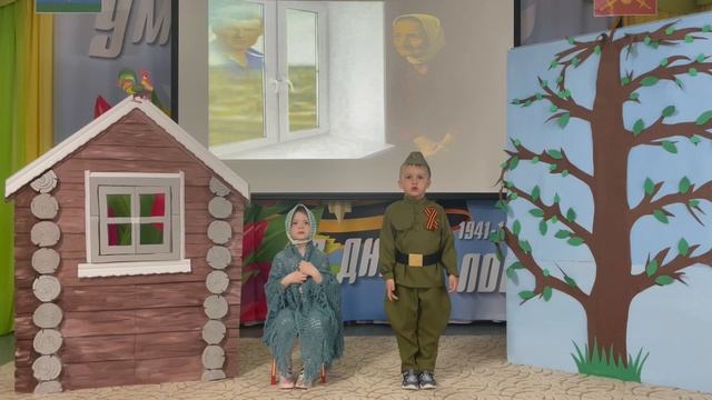 «Горевала на крылечке мать…», Илья Сахневич
