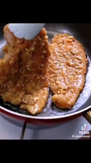 Куриная грудка в чесночной панировке