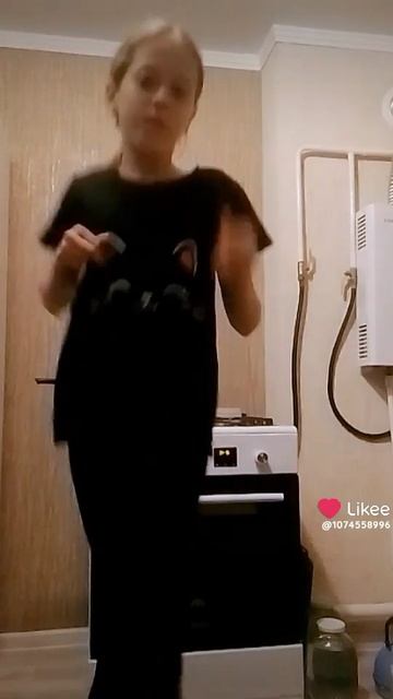 Like_7480207544639604527.mp4