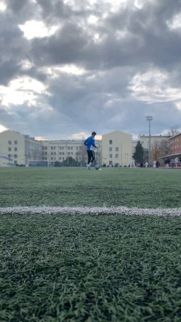 Ведение мяча внешней стороной стопы
