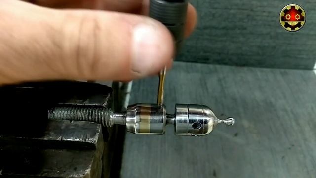 Como Hacer Mini ROBOT Metálico con Tuercas y Tornillos