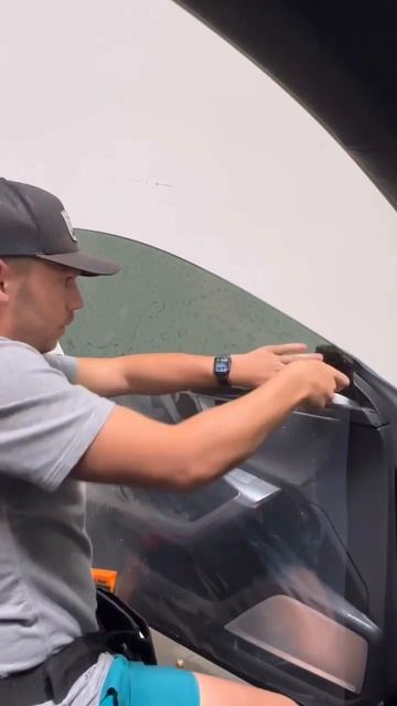 Window tint ASMR on this Audi RS7! 🔥 #tint #fyp #blowthisup #satisfying #shorts