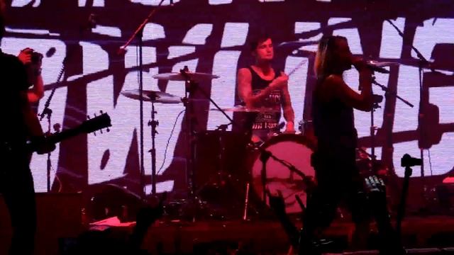 Tracktor Bowling - Я Жива (Live in RED club, 2015-10-03)