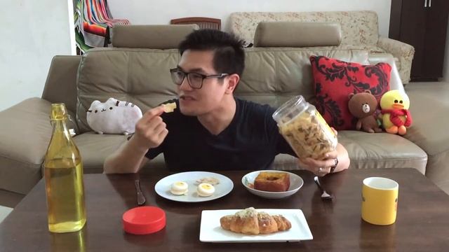Going crazy for salted egg goodness!