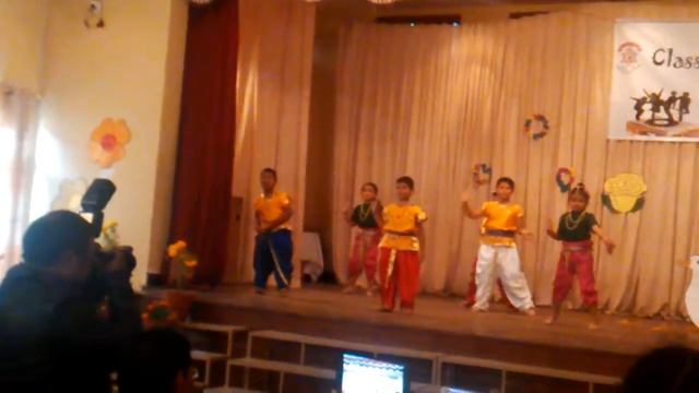 SArswoti  bandana dance