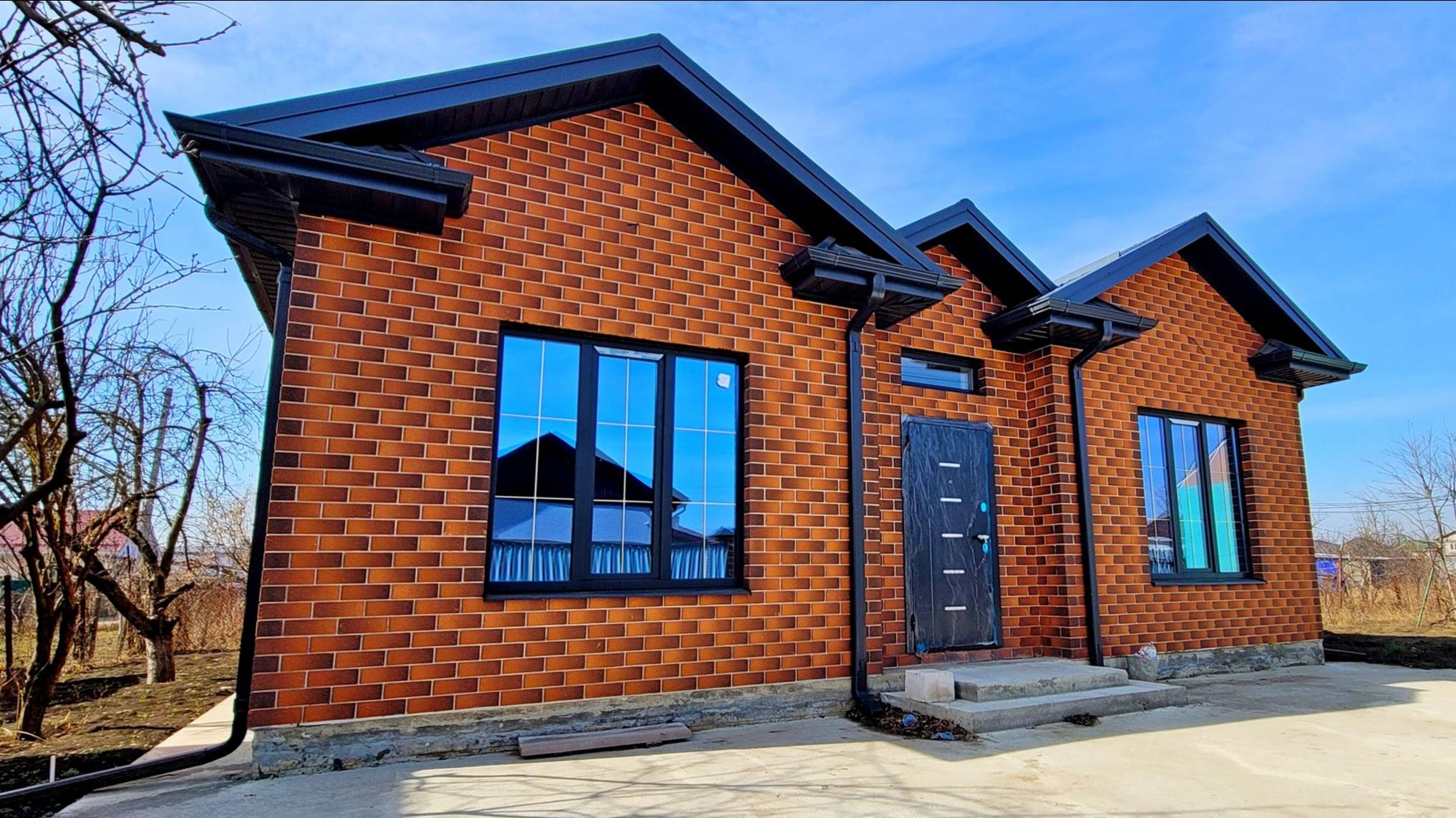 Дом в Краснодаре (6.5 млн.р.) Тел: +7-904-539-34-34