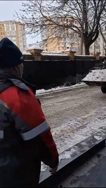 Погрузка и вывоз снега с утилизацией