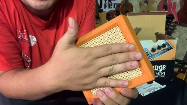 Test sound amplifier ORANGE CRUSH MINI.