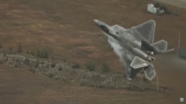 Как Россия создала самолет-невидимку, чтобы победить запад СУ-57