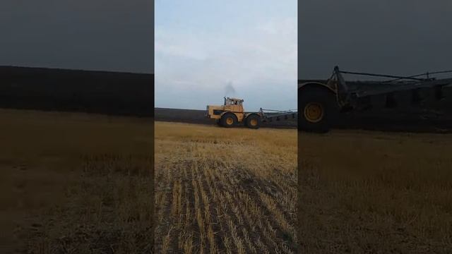 Пахота Кировец К 700