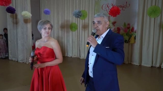 ДО СУМАСШЕСТВИЯ. АВТОР ПЕСНИ ВАДИМ АМЗАЯН. ИСПОЛНЯЕТ ДУЭТ РАССВЕТ