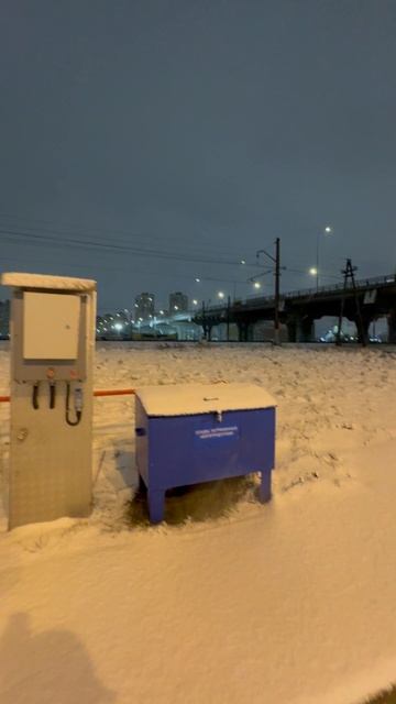 Сирена на заправке