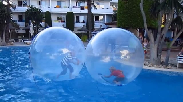 Esfera Acuática,waterball ,naduwaema topka,aqua bola,hamster ball.MOV