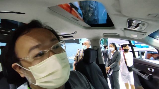MG รุกตลาดรถไฟฟ้า 2 โมเดลใหม่  MG ES และ MG Maxus 9