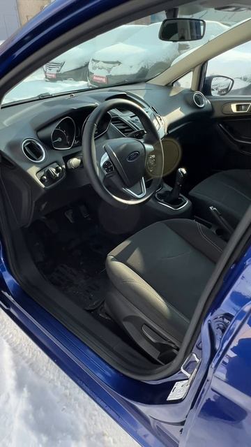 Ford Fiesta Седан Trend 1.6 MT 2015г