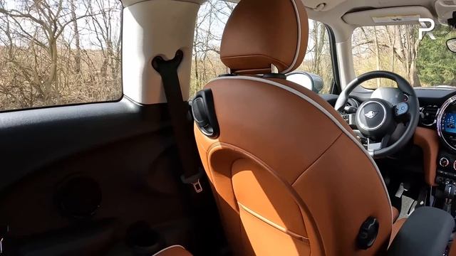 The 2022 Mini Cooper S 6-Speed Is A Charismatic Little Hot Hatch