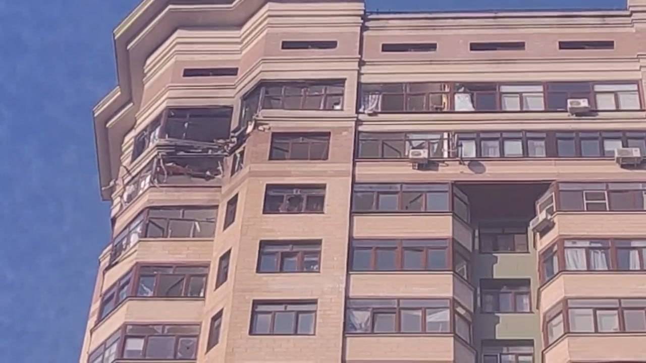 Последствия падения БПЛА в подмосковном Раменском — видео