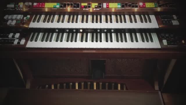 Звук электрооргана Yamaha Electone E 75