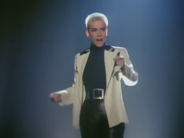 Aretha Franklin & Annie Lennox - Sisters Are Doin` It For Themselves (1985)