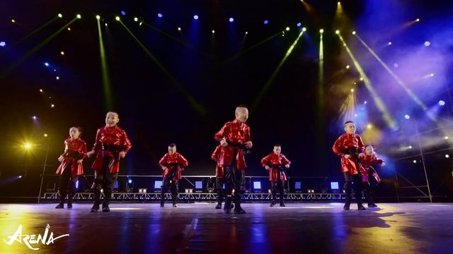 N.J.LongJiaBan  Arena China Kids 2019 [@VIBRVNCY Front Row 4K]