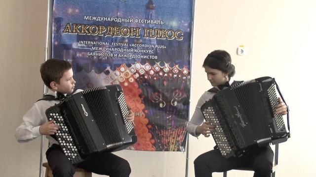 М. и Р. Ларканж "Большой вальс" дуэт "Донские звёздочки" Александра Михайлова и Владимир Парсанов