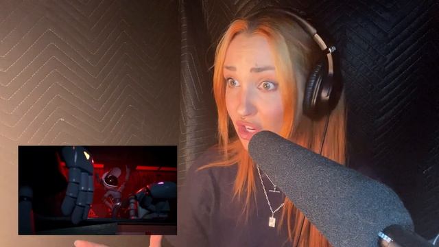 Tessa from Murder Drones LIVE recording! 🎧
