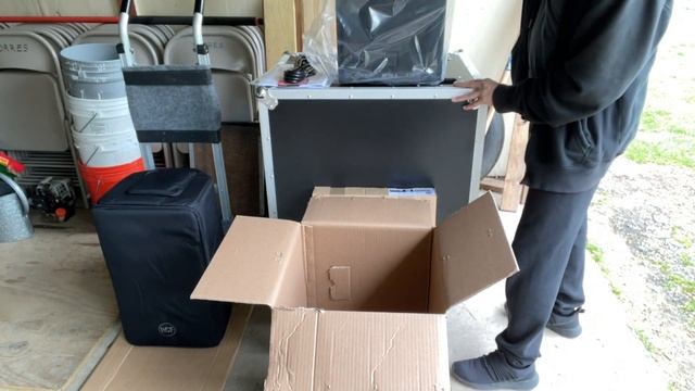 Unboxing RCF ART910-A Speaker and Cover