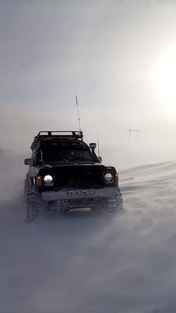 Вилючинский перевал. Камчатка. Nissan Safarii