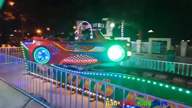 Bao Chau Play the flying car game ,Bao Chau Kids Toys