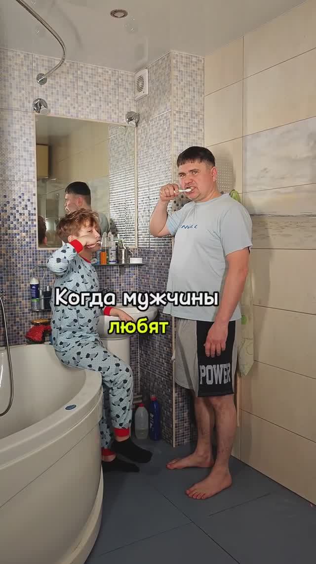 Креативно поздравили с #8марта #женскийдень