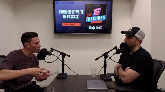Pomp Podcast #216: The Downfall of Mainstream Media