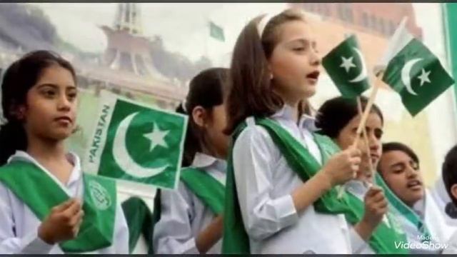 Is Parcham Kay Saaye Talay (new version 2017)