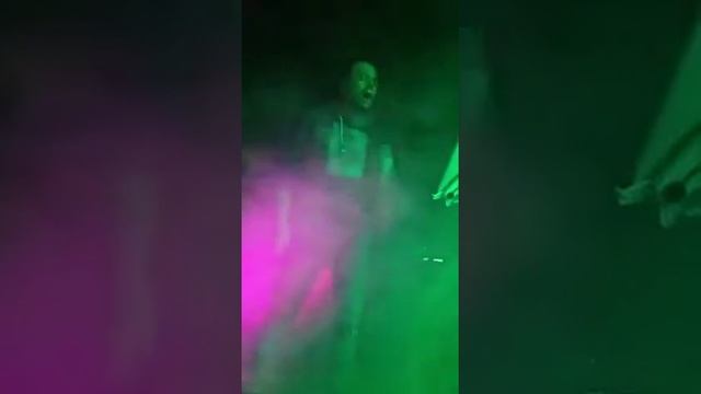 YOU COLD BE MINE GUNS (COVER)