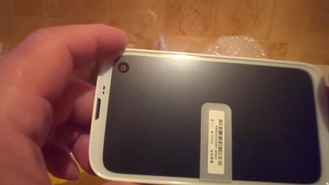 #balmuda Приехала посылка из Японии, с телефоном.