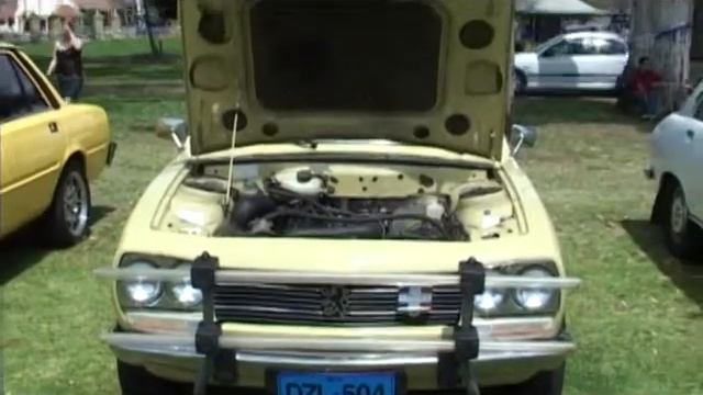 Peugeot 504 GLD Owner Interview