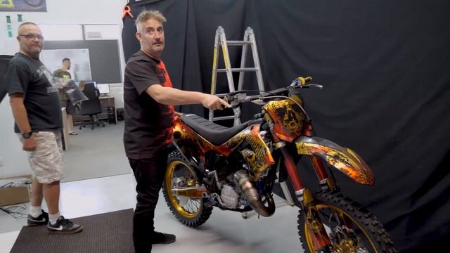 SCRUB Life - Our camera guy never started a bike before │ Ep 2