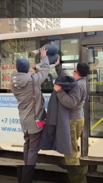 Есть женщины в русских селеньях!