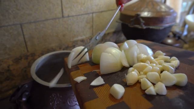 Говяжьи ЩЕЧКИ по РЕЦЕПТУ Гордона Рамзи в АФГАНСКОМ КАЗАНЕ. (ENG SUB)