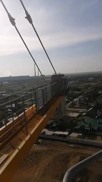 Группа Компаний "СМП" в Волгодонске. Вид с Potain MC 115
