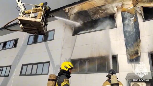 СГОРЕЛ СКЛАД: в микрорайоне Шилово по улице Острогожская сгорел склад.