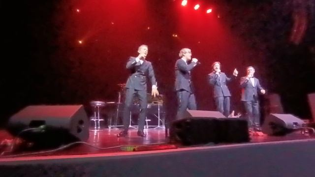 Кватро originals в Ижевске. 8.03. 2025
" Красное платье"