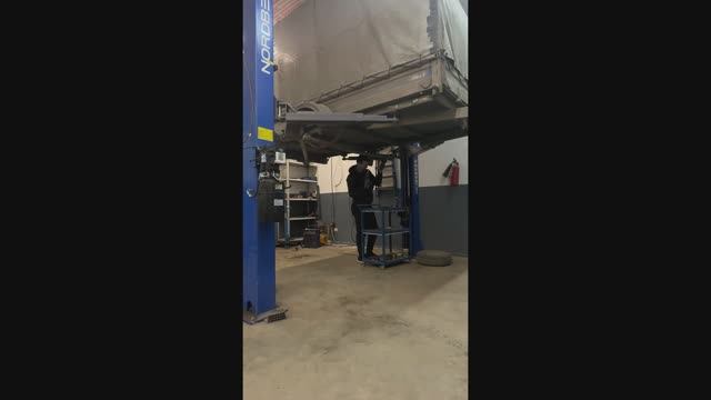 Ось прицепа