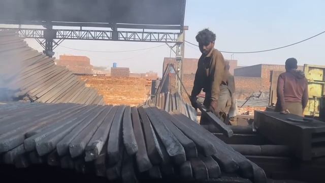 Производство стальных прутьев в Индии