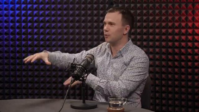 Николай Ганайлюк про популяризацию науки среди школьников (Научное шоу профессора Николя)